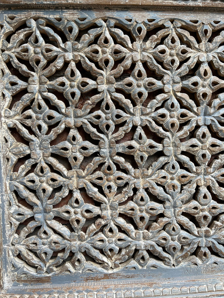 Wooden hand carved Wall Panel/Jali
