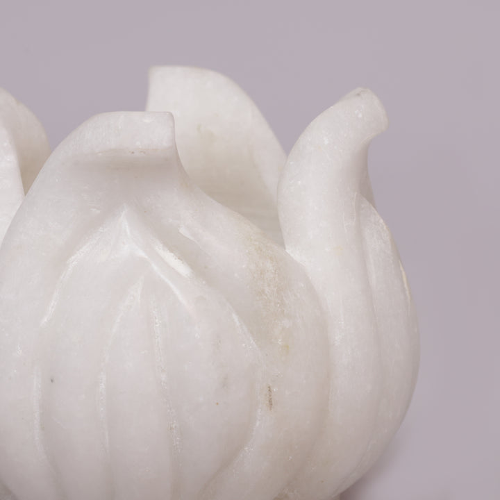Handcrafted White Marble Lotus Tealight Candle Holder With Flower Design