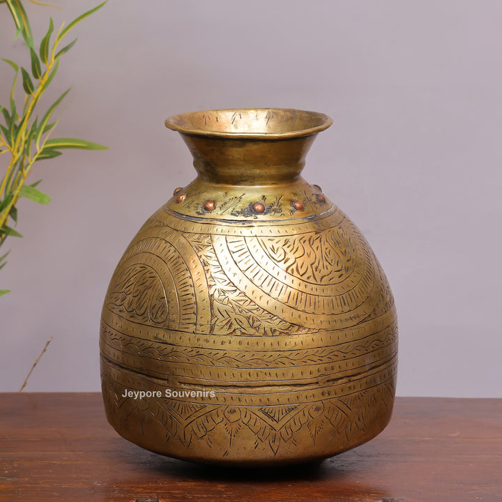 Traditional Antique Brass Decorative Pot for Home Décor