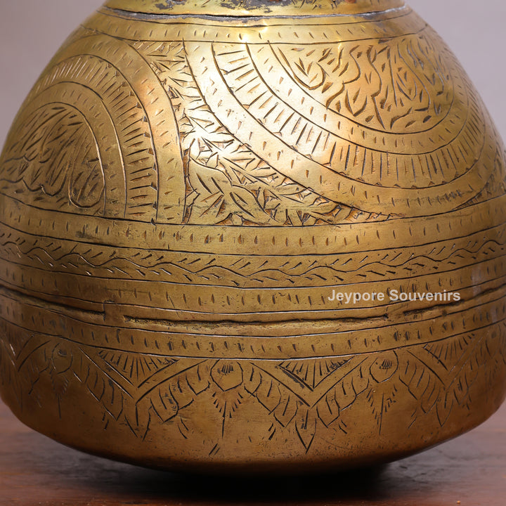 Traditional Antique Brass Decorative Pot for Home Décor