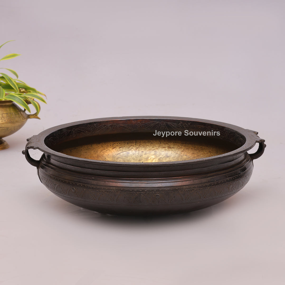 Handcrafted Antique Brass Urli Bowl with Dark Antique-Finished Exterior