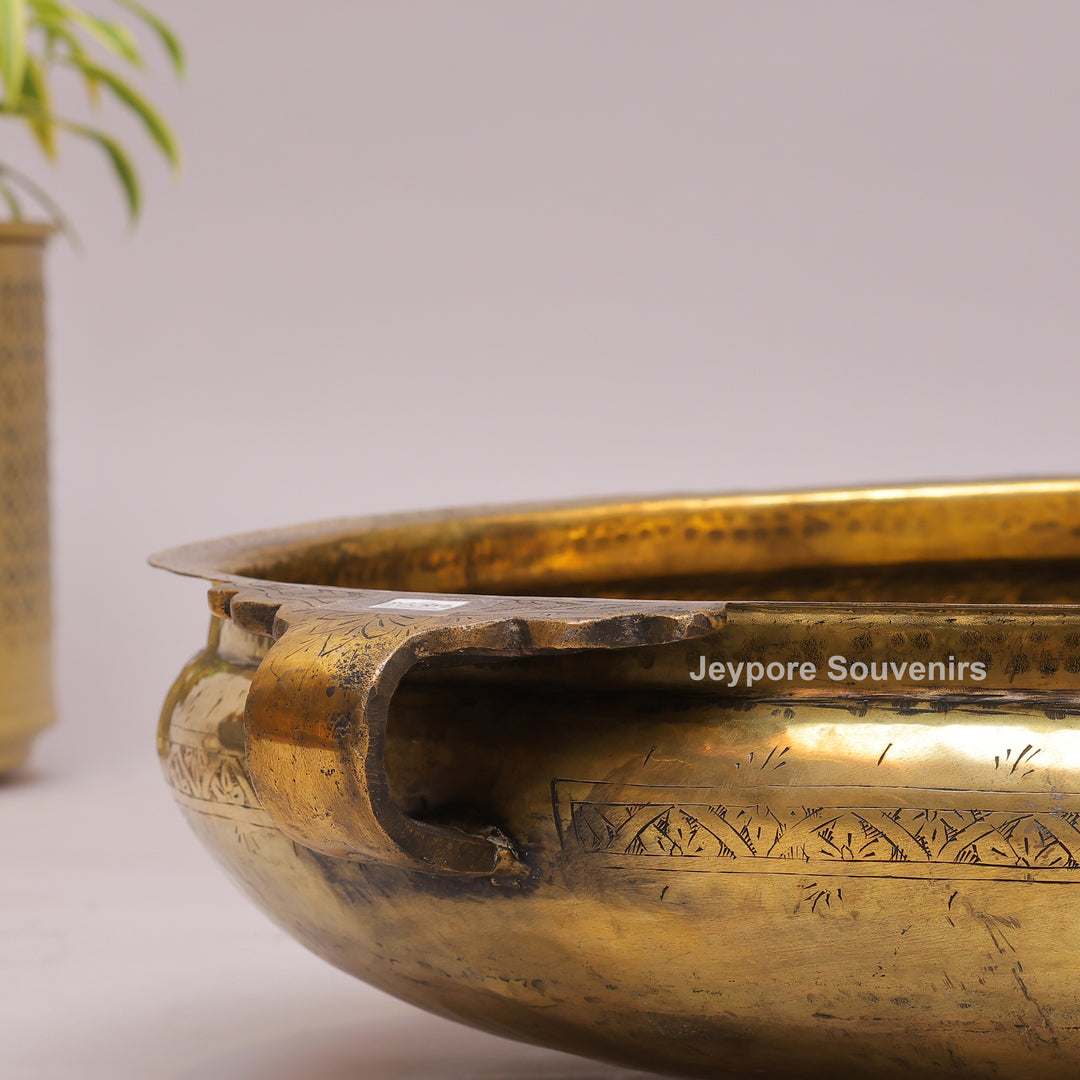 Antique Brass Urli Bowl with Golden Antique-Finished Exterior
