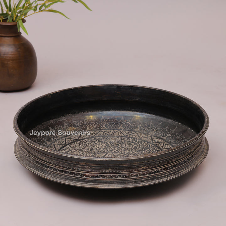 Handcrafted Antique Finish Dark Brass urli Bowl with Side Handles