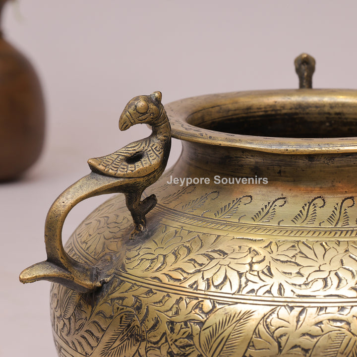 Handcrafted Engraved Brass Decorative Planter for Luxury Home Décor