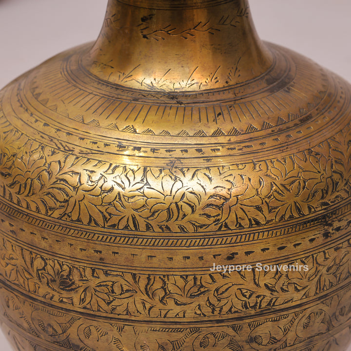 Handcrafted Vintage-Style Brass Planter with Antique Golden Finish