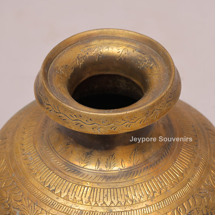 Vintage-Style Brass Planter Pot with Antique Golden Finish