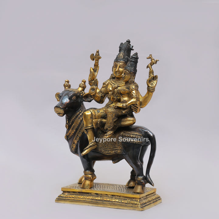 Handcrafted Brass Shiv Parvati on Nandi Statue