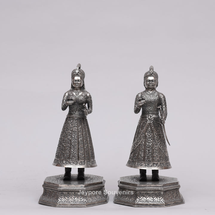 Handcrafted Copper Silver Polished King &amp; Queen Statue Pair