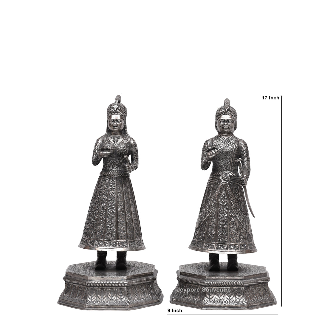 Handcrafted Copper Silver Polished King &amp; Queen Statue Pair