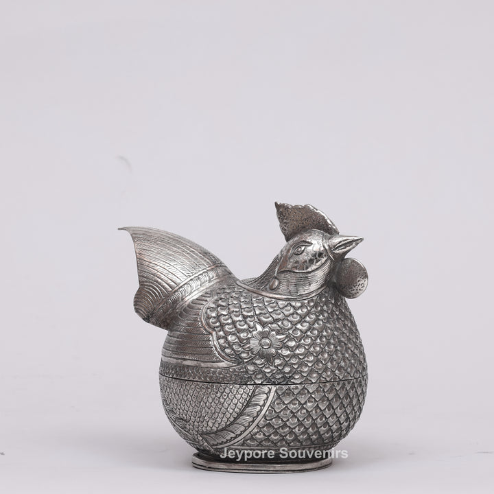 Handcrafted Cambodian Silver Polished Hen-Shaped Betel Lime Box