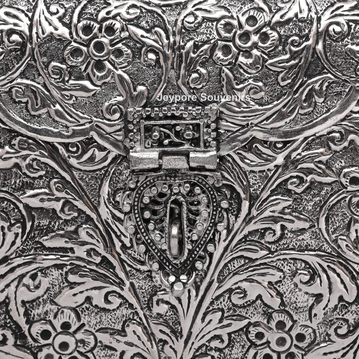 Silver Polished Handcrafted Vintage Purse
