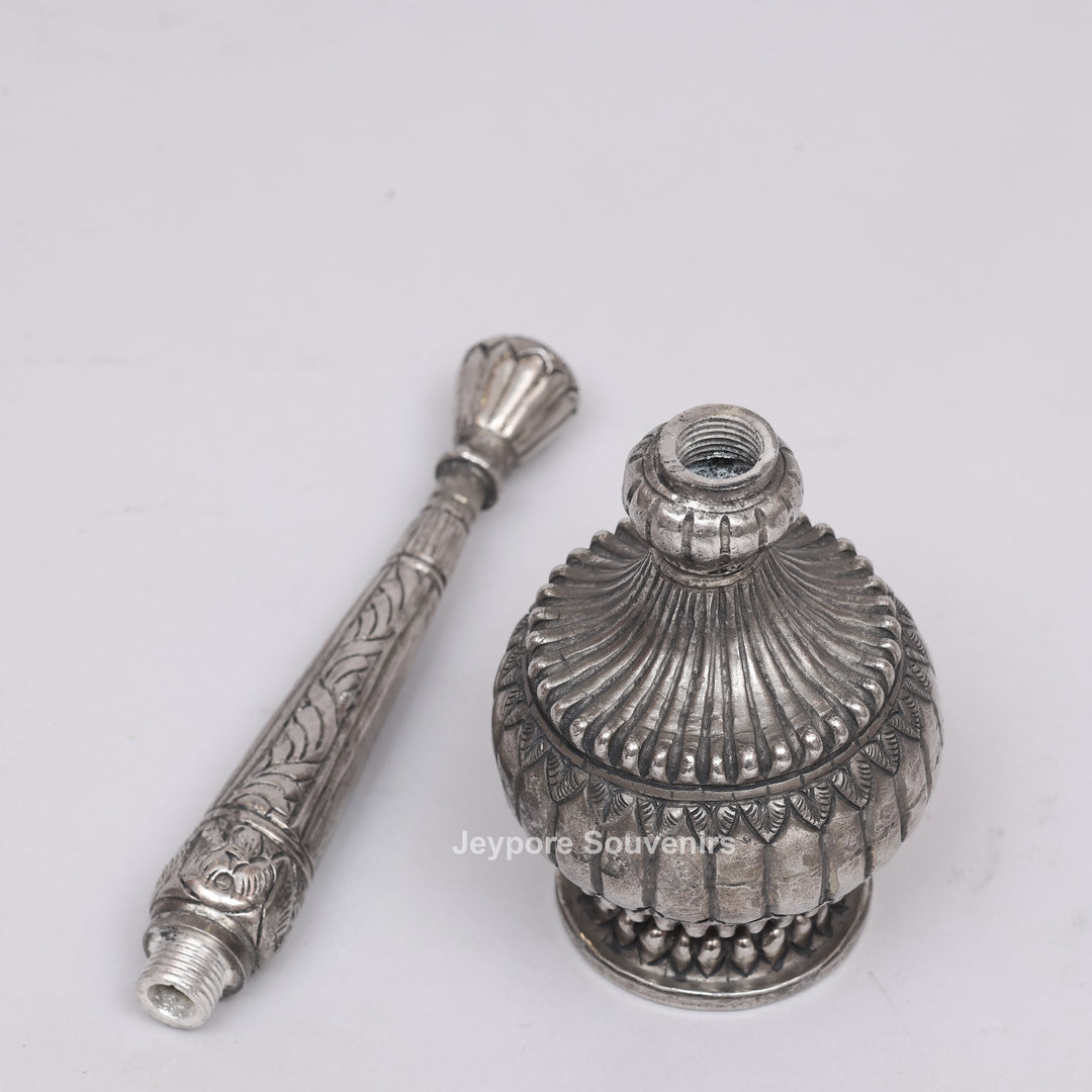Handcrafted Antique-Style Silver Polished Rose Water Sprinkler