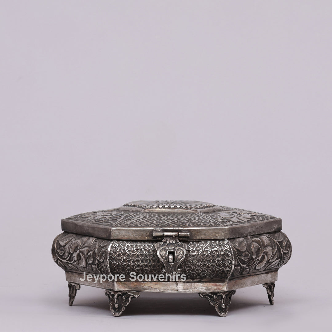 Handcrafted Silver Polished Octagonal Shape Jewelry Box