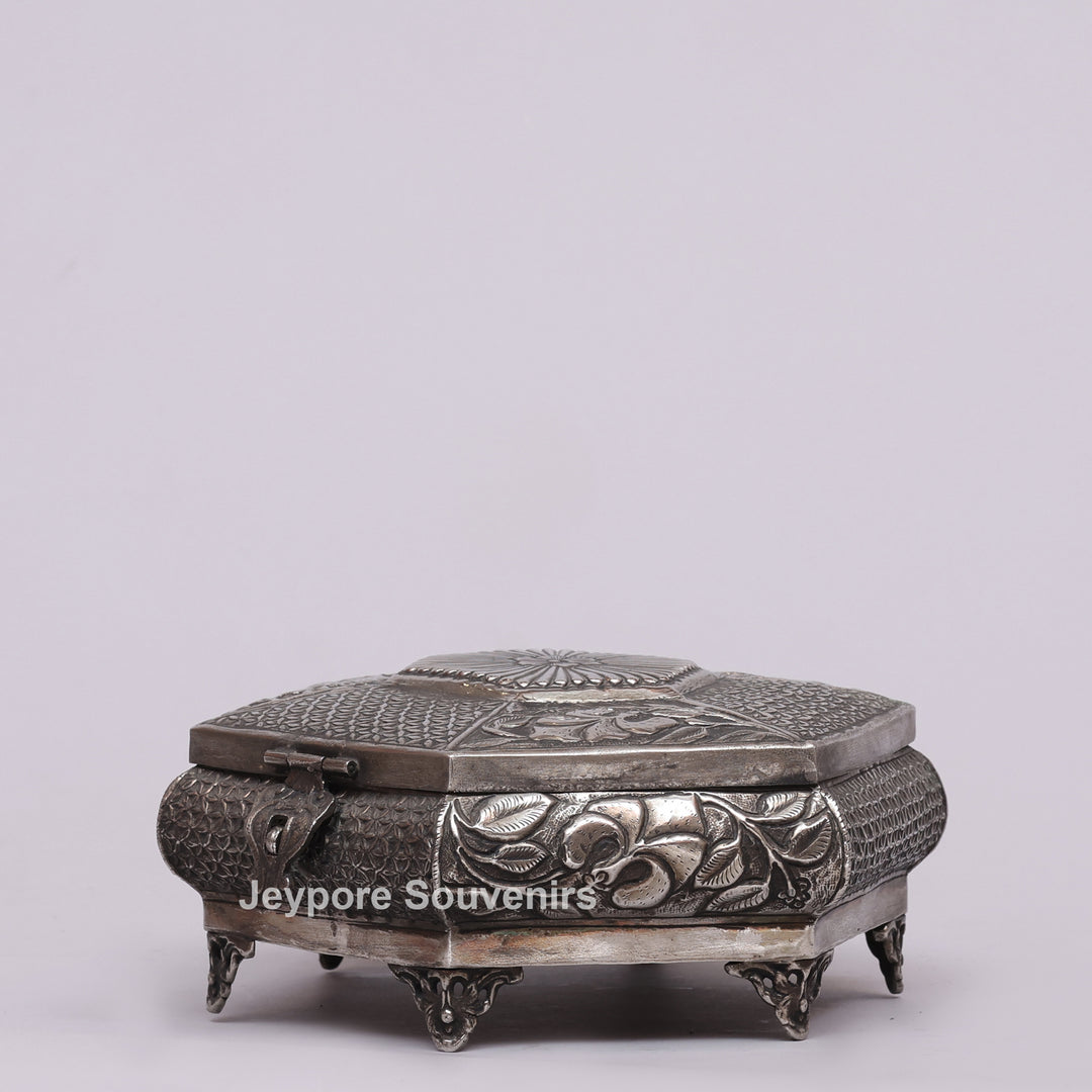 Handcrafted Silver Polished Octagonal Shape Jewelry Box