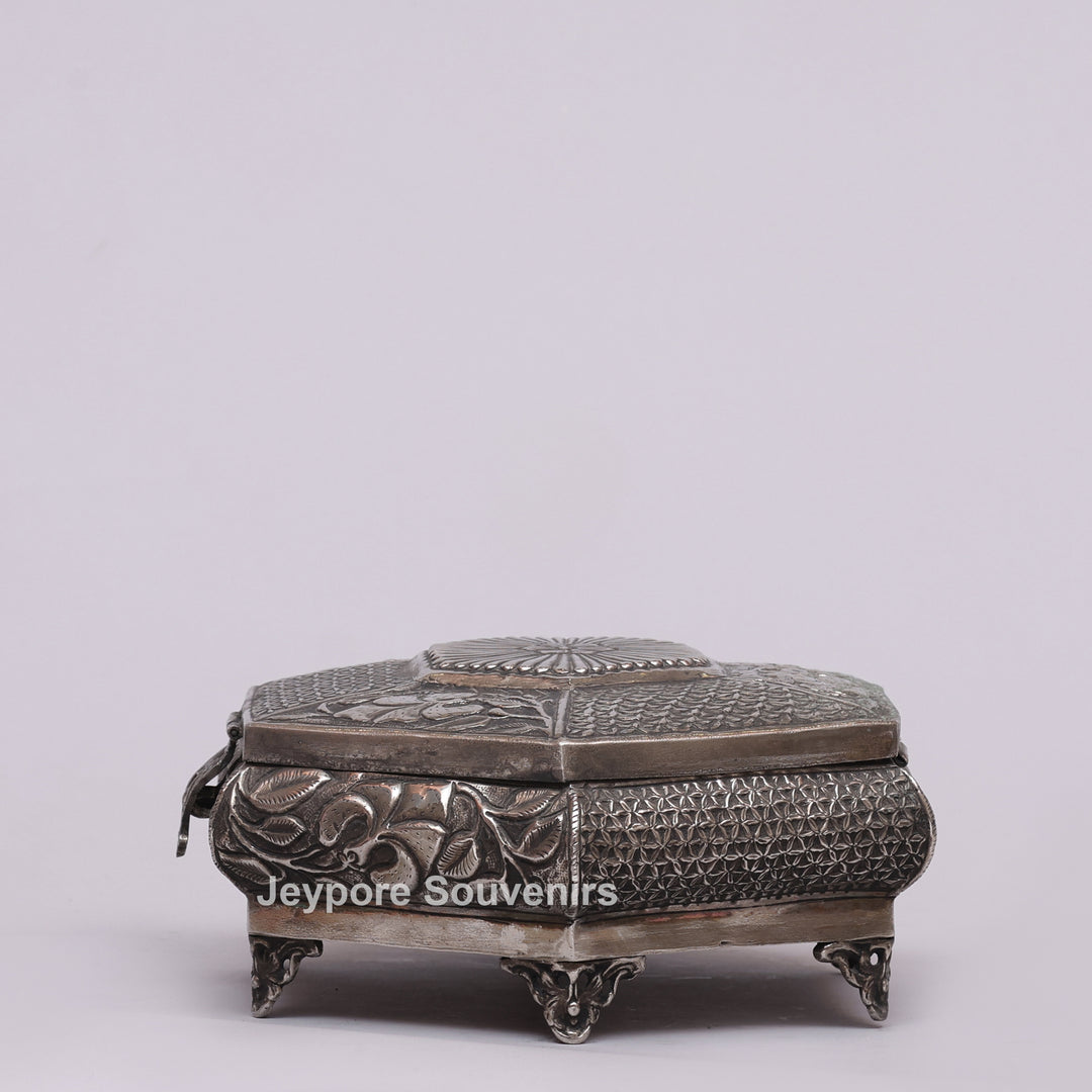 Handcrafted Silver Polished Octagonal Shape Jewelry Box