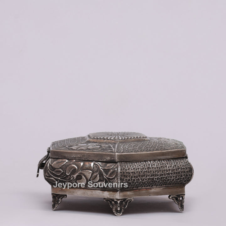 Handcrafted Silver Polished Octagonal Shape Jewelry Box