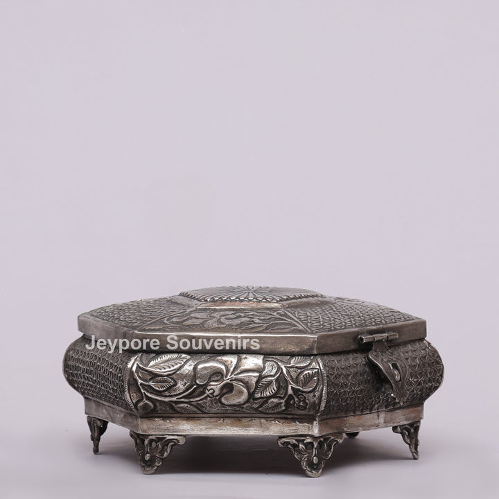 Handcrafted Silver Polished Octagonal Shape Jewelry Box