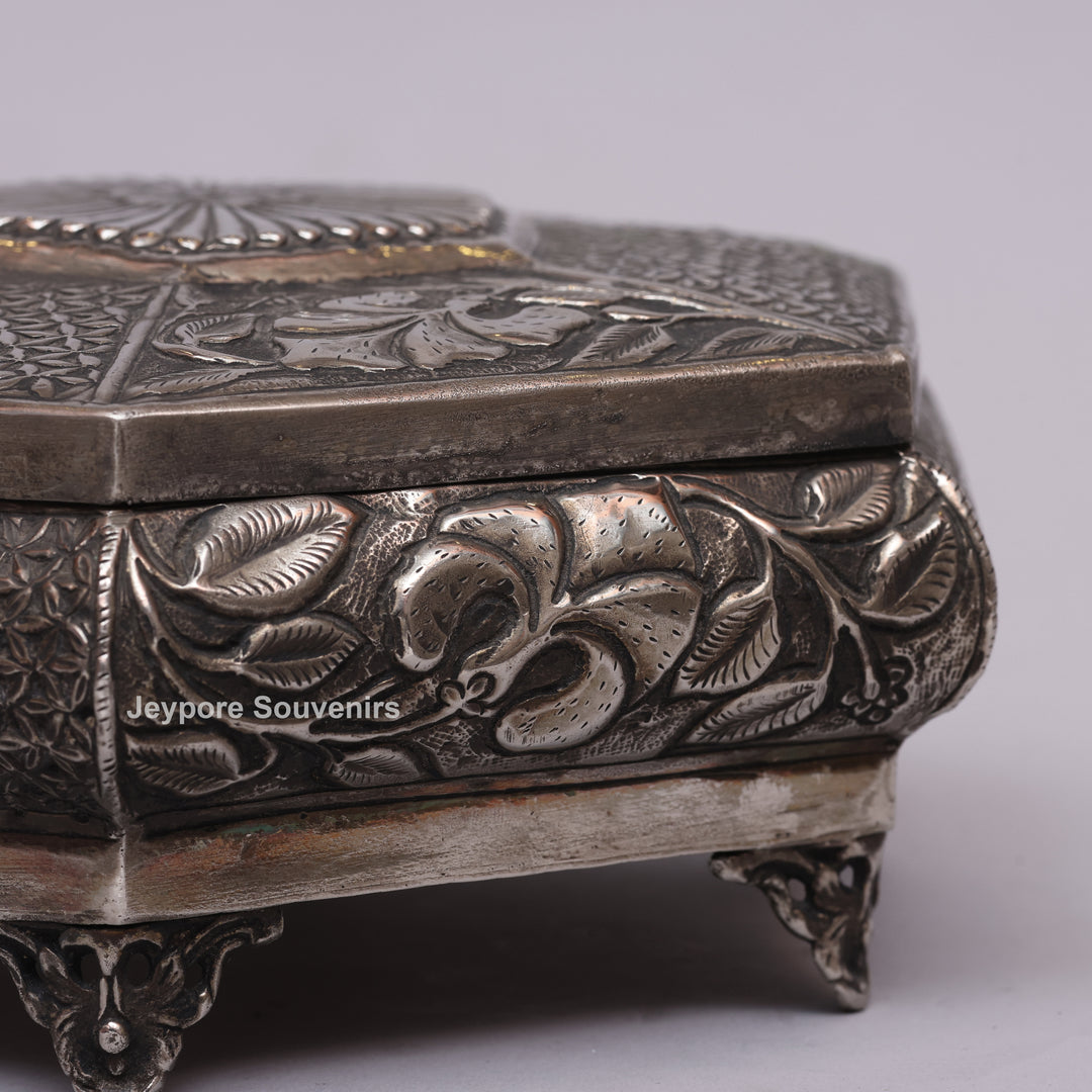 Handcrafted Silver Polished Octagonal Shape Jewelry Box