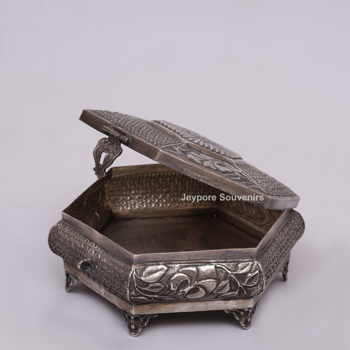 Handcrafted Silver Polished Octagonal Shape Jewelry Box