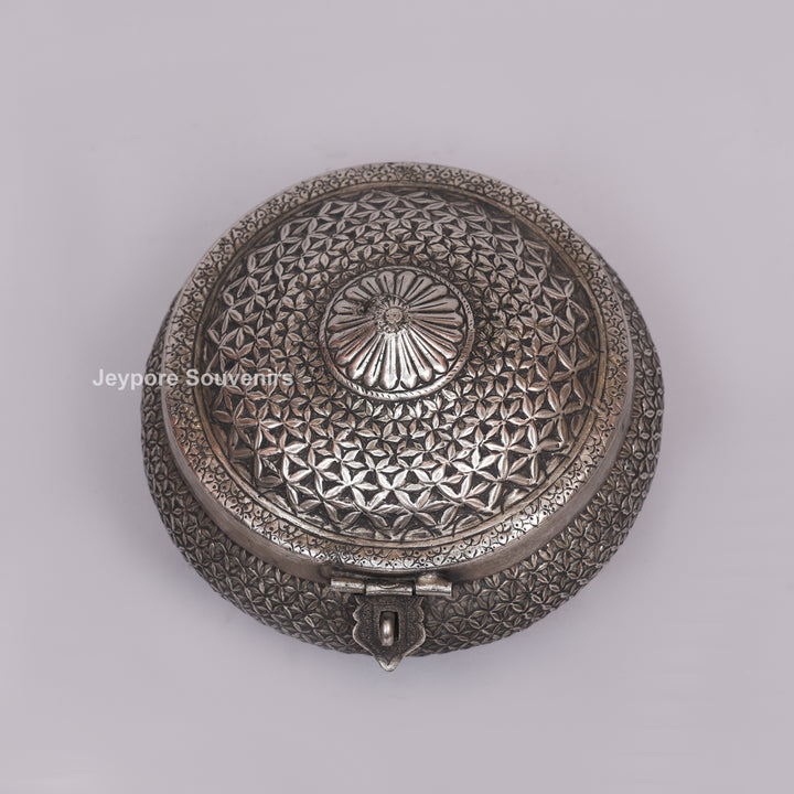 Silver Polished Round Heritage Storage Box