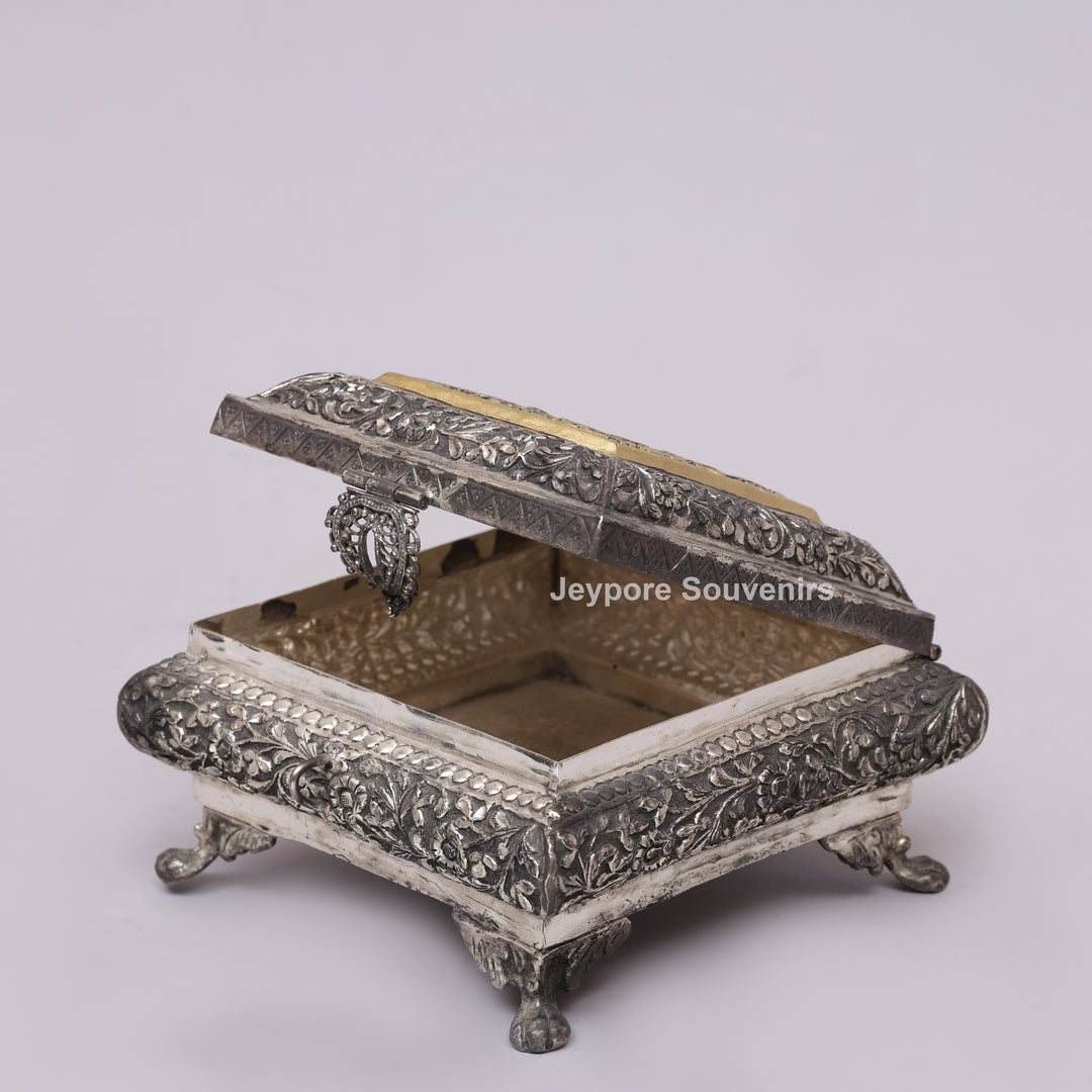 Royal Heritage Silver Polished Dry Fruit Box