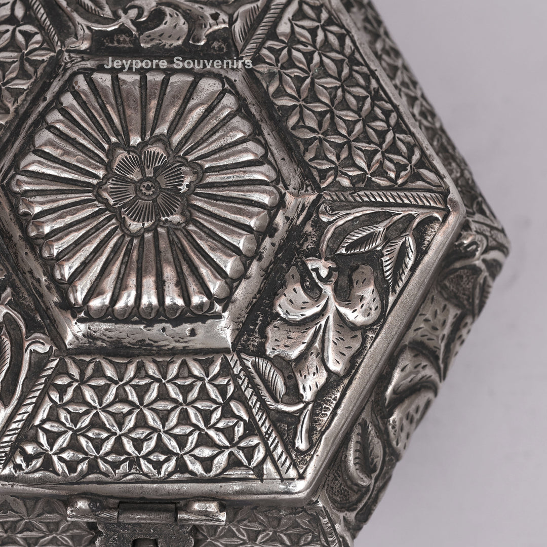 Handcrafted Silver Polished German Silver Jewellery Box