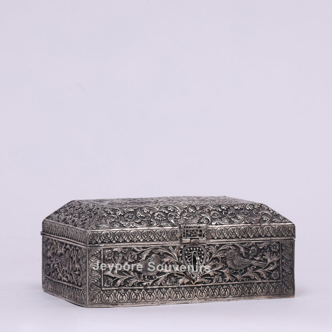 Handcrafted Silver Polished Rectangular Jewelry Box