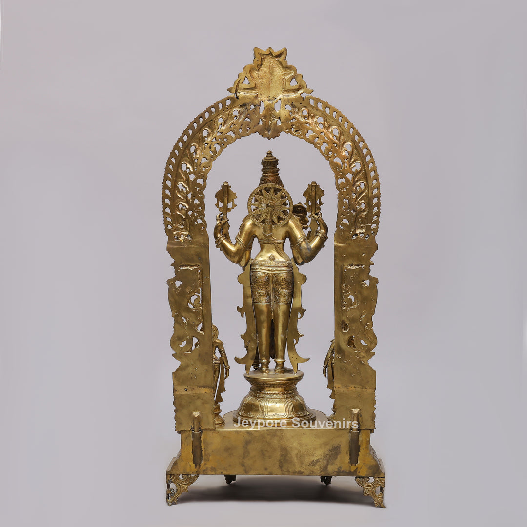 Handcrafted Brass Lord Vishnu Idol with Prabhavali Arch