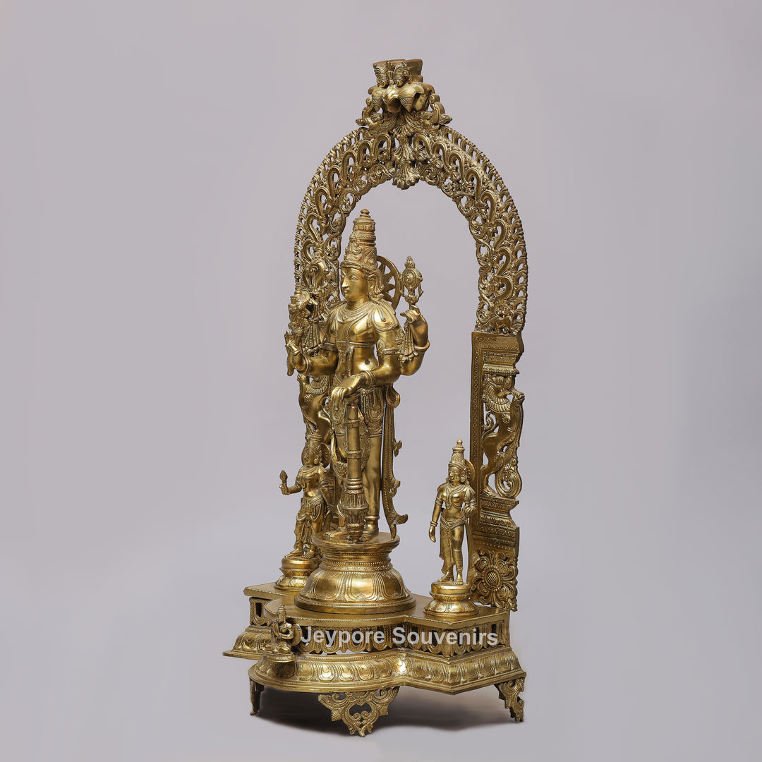 Handcrafted Brass Lord Vishnu Idol with Prabhavali Arch