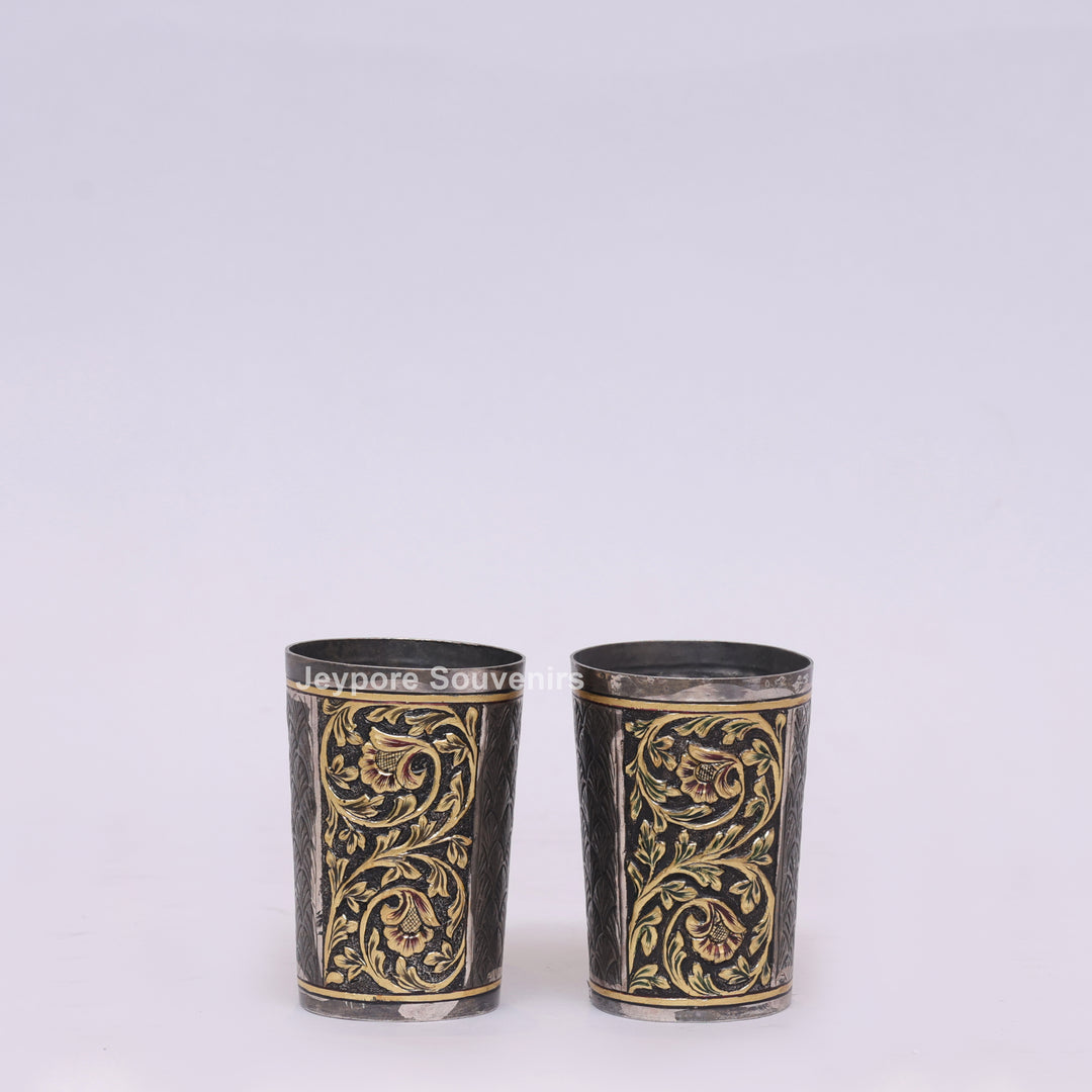 Handcrafted Oxidized Floral Design Decorative Glass