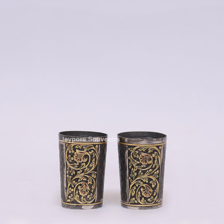 Handcrafted Oxidized Floral Design Decorative Glass