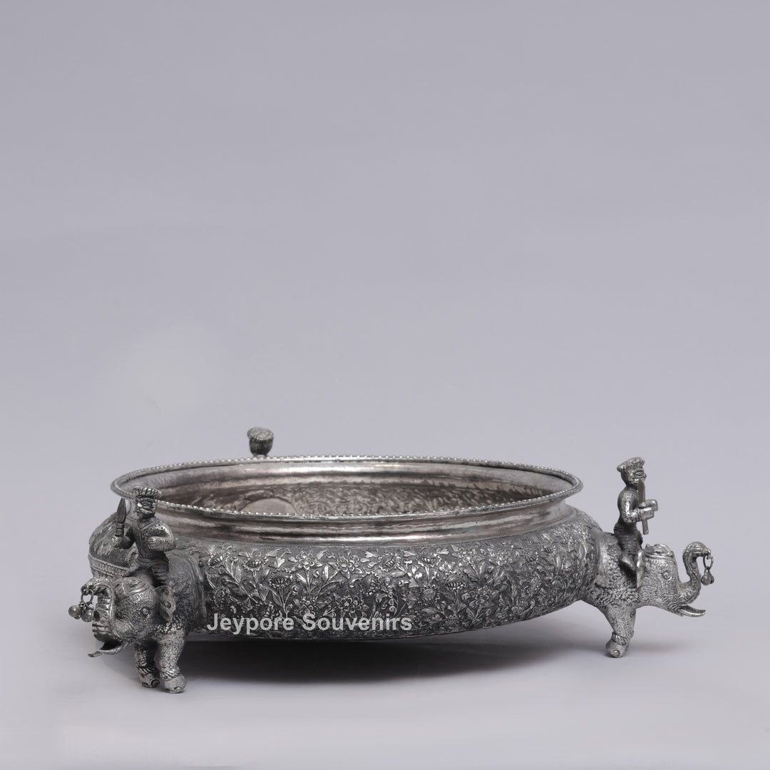 Antique silver-finish bowl featuring Royal Elephant with Guard figures.