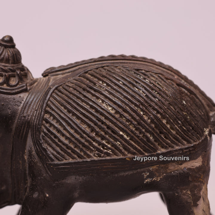 Handcrafted Dhokra Brass Nandi Bull Sculpture – Traditional Tribal Art