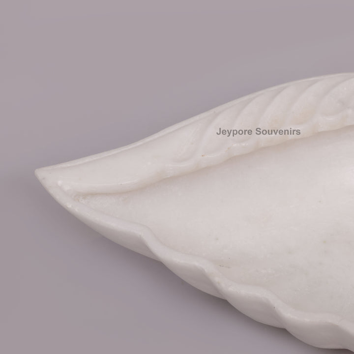 Hand-Carved White Marble Conch Shell Decorative Urli Bowl