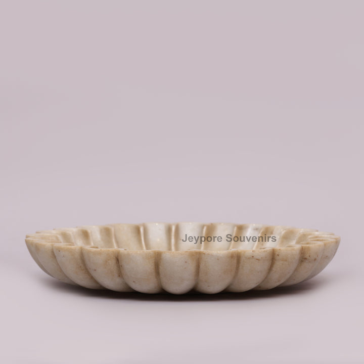 Hand-Carved White Marble Lotus Bowl with Scalloped Petal Design