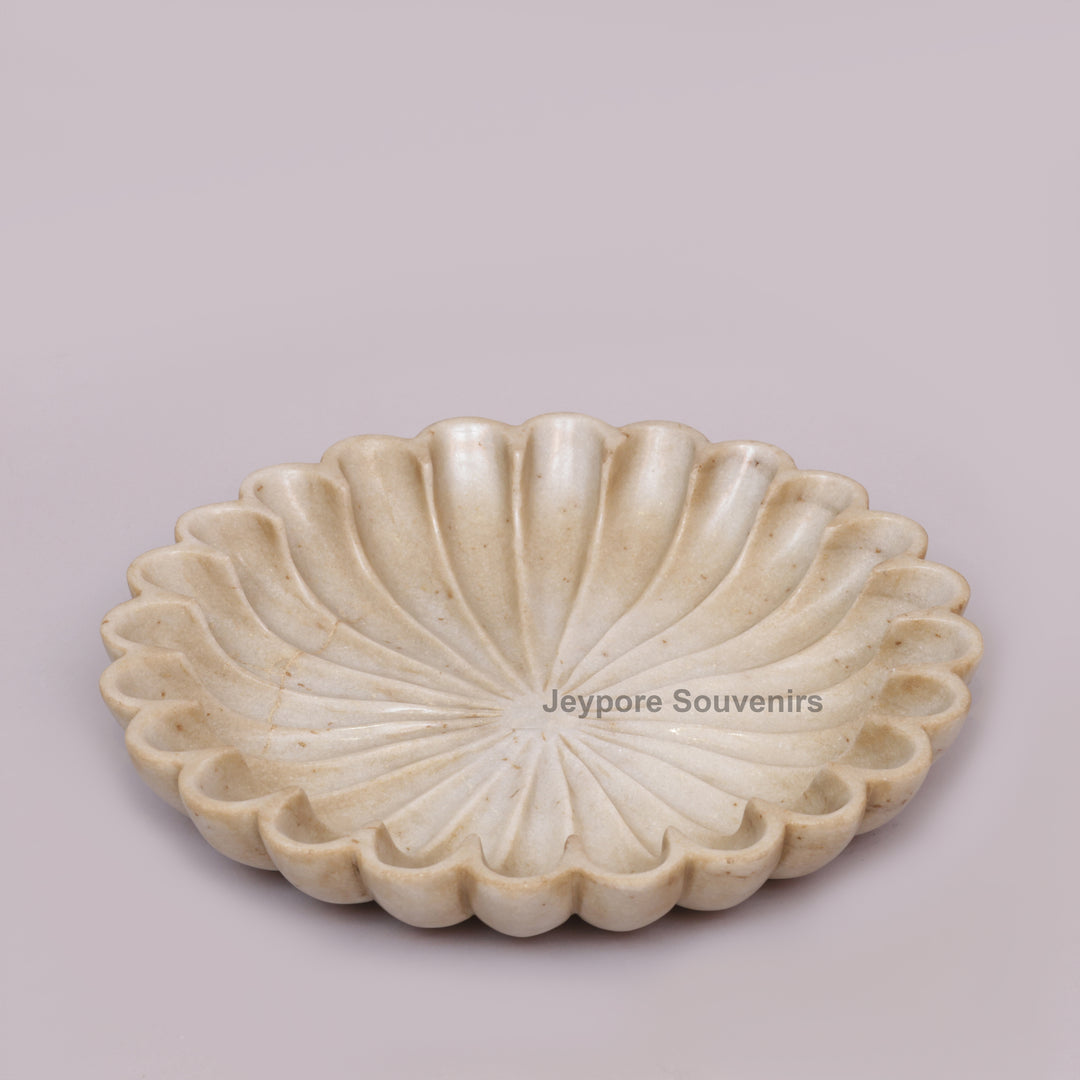 Hand-Carved White Marble Lotus Bowl with Scalloped Petal Design