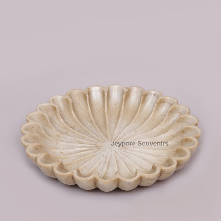 Hand-Carved White Marble Lotus Bowl with Scalloped Petal Design
