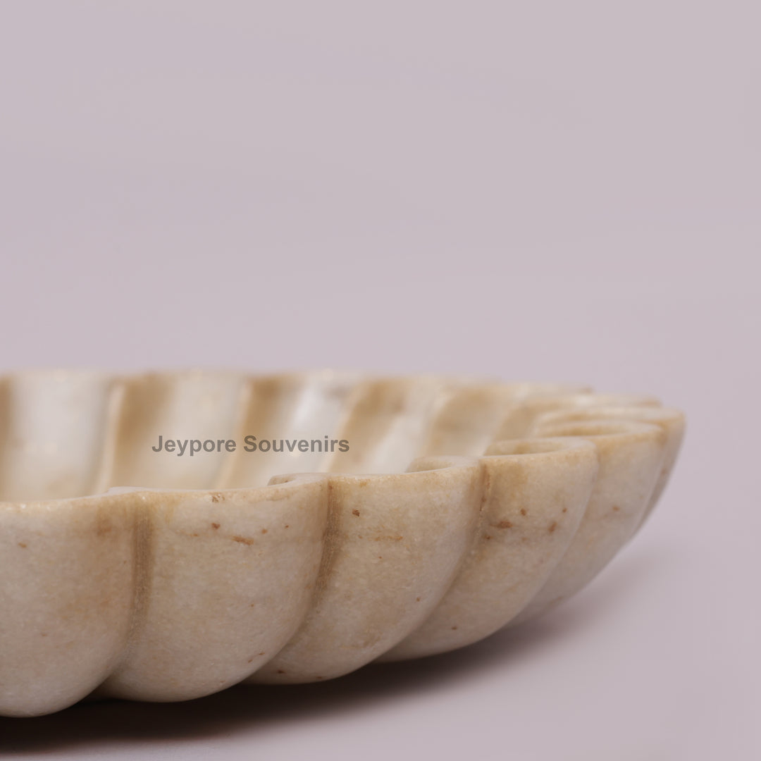 Hand-Carved White Marble Lotus Bowl with Scalloped Petal Design
