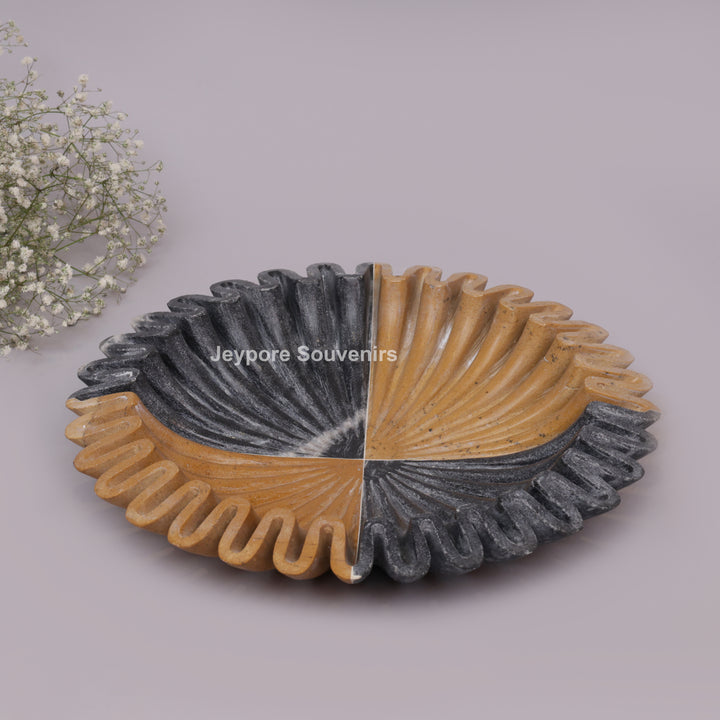 Handcrafted Black &amp; Brown Marble Ruffled Decorative Bowl