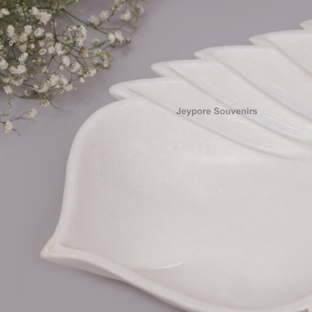 Handcrafted White Marble Leaf-Shaped Decorative Tray Bowl with Stem Handle