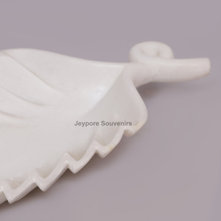 Handcrafted White Marble Leaf-Shaped Decorative Tray Bowl with Stem Handle