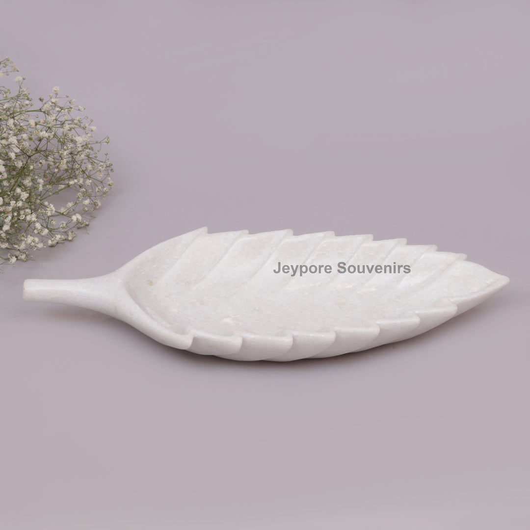 White Marble Leaf-Shaped Decorative Tray Bowl