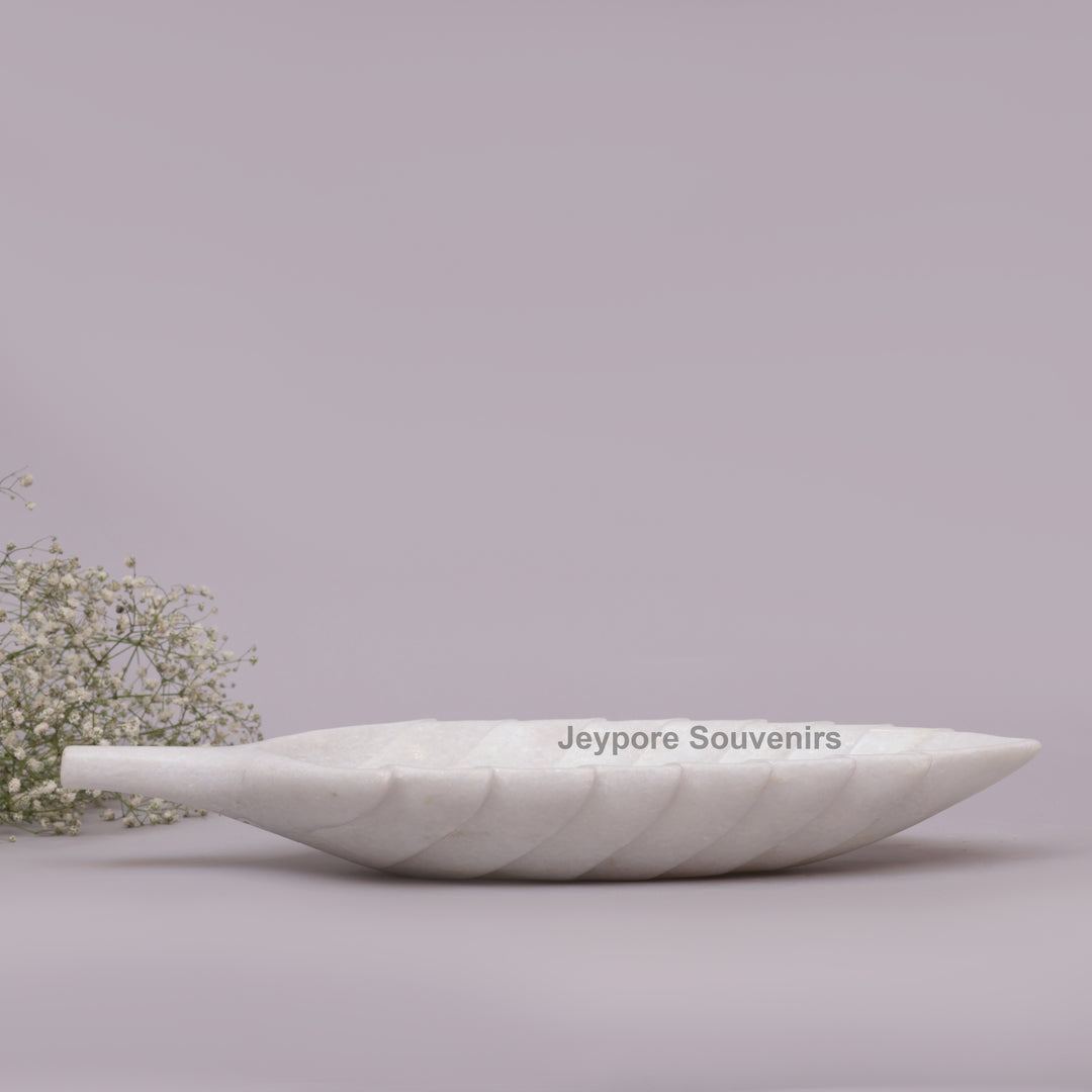 White Marble Leaf-Shaped Decorative Tray Bowl