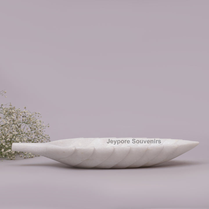 White Marble Leaf-Shaped Decorative Tray Bowl