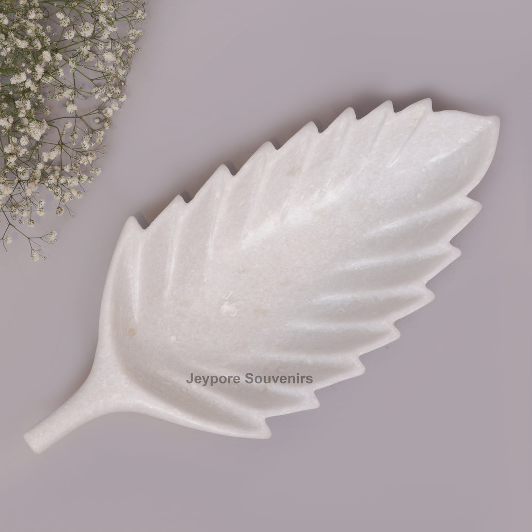 White Marble Leaf-Shaped Decorative Tray Bowl
