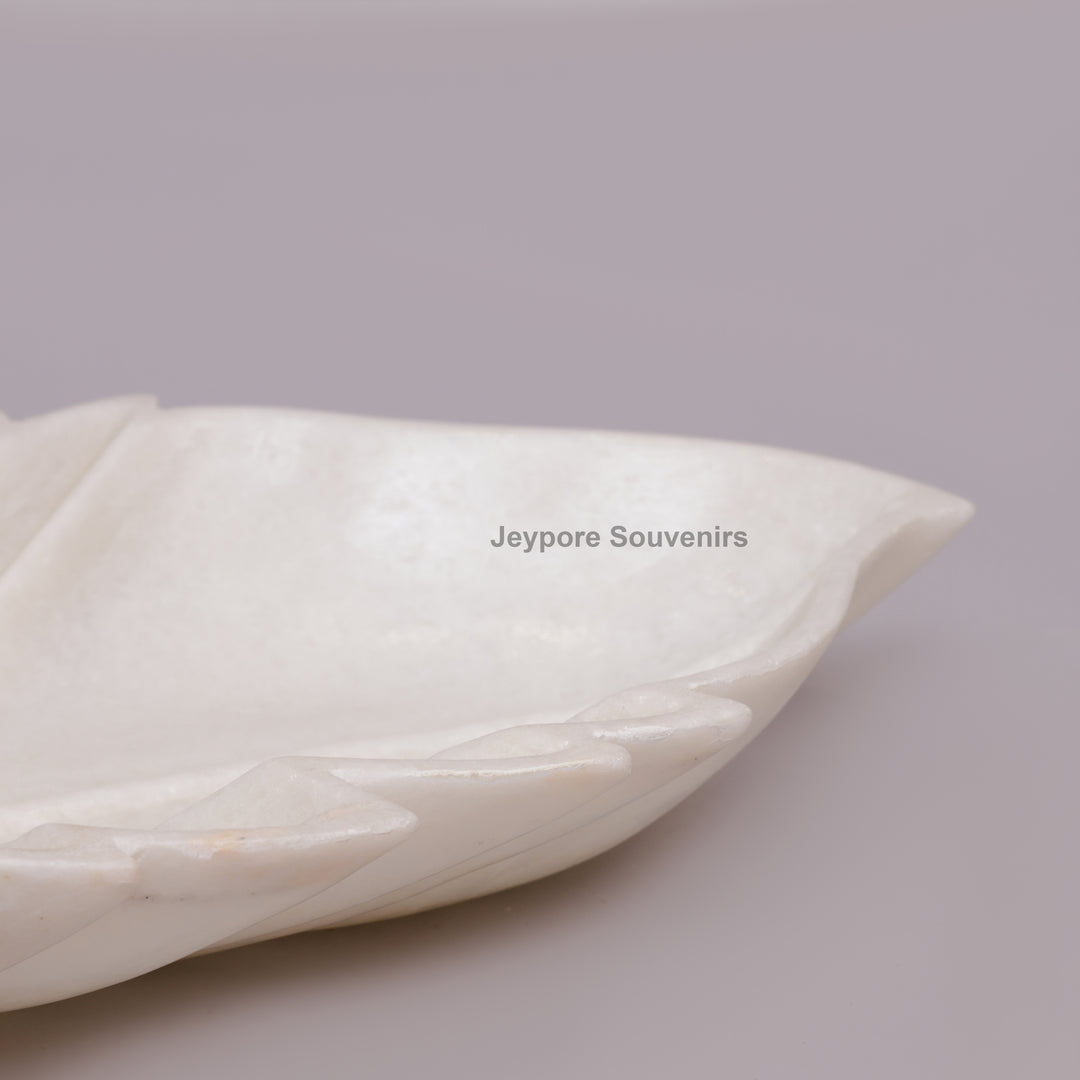 Handcrafted White Marble Leaf-Shaped Decorative Platter with Vein Carving