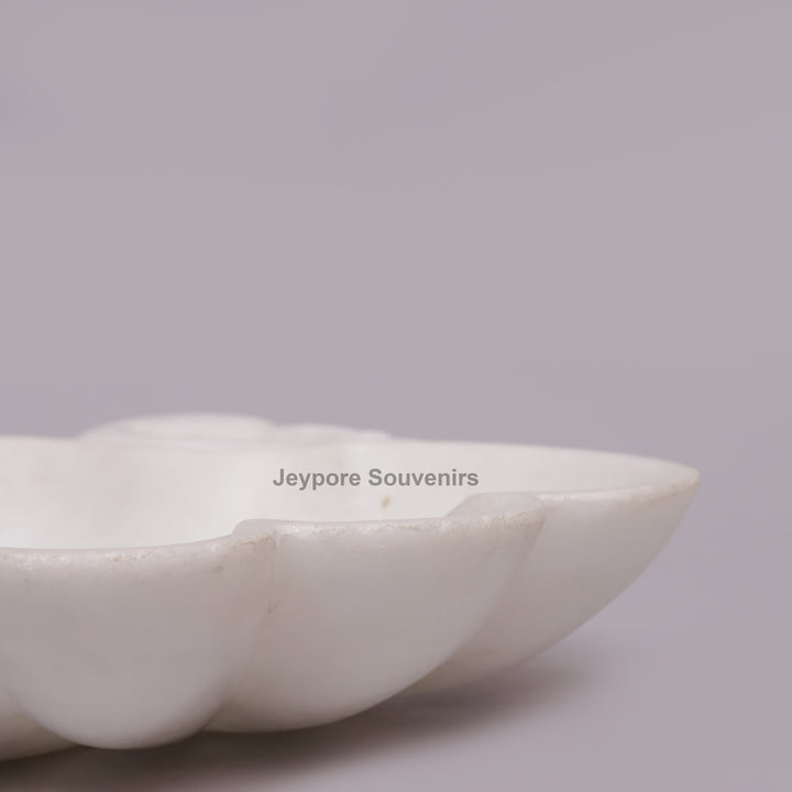 Handcrafted White Marble Swan-Shaped Urli Bowl with Carved Design