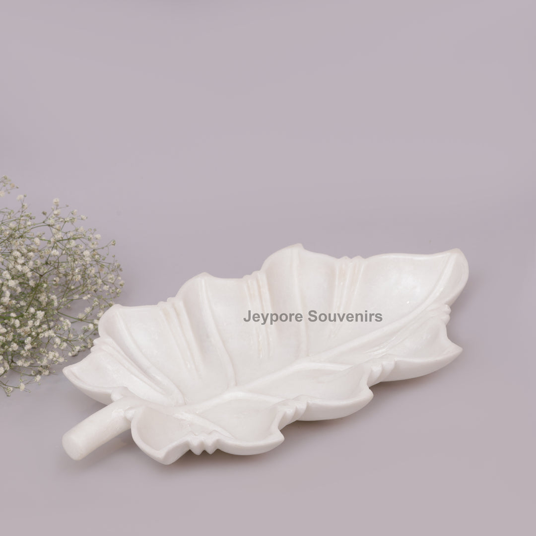 Hand-Carved White Marble Leaf-Shaped Tray Bowl