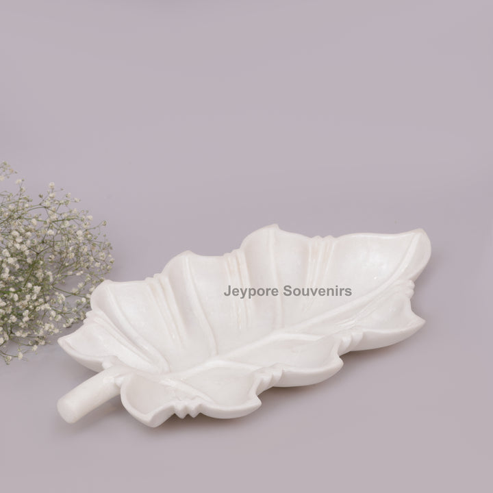Hand-Carved White Marble Leaf-Shaped Tray Bowl