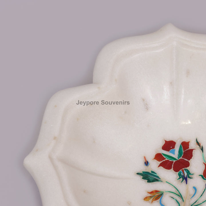 White Marble Lotus-Shaped Urli Bowl With Stone Inlay Design